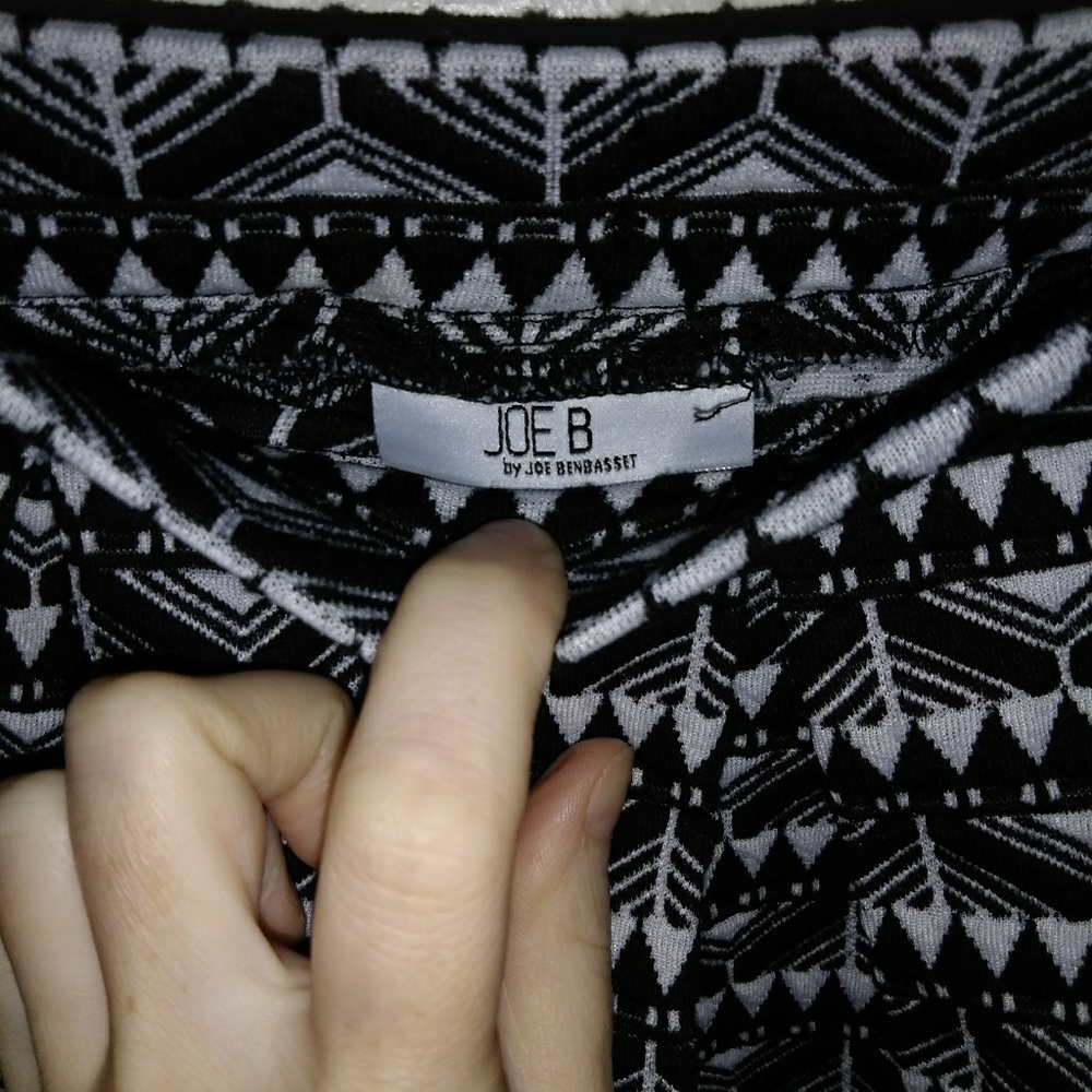 Mini - Picture 2 of 2